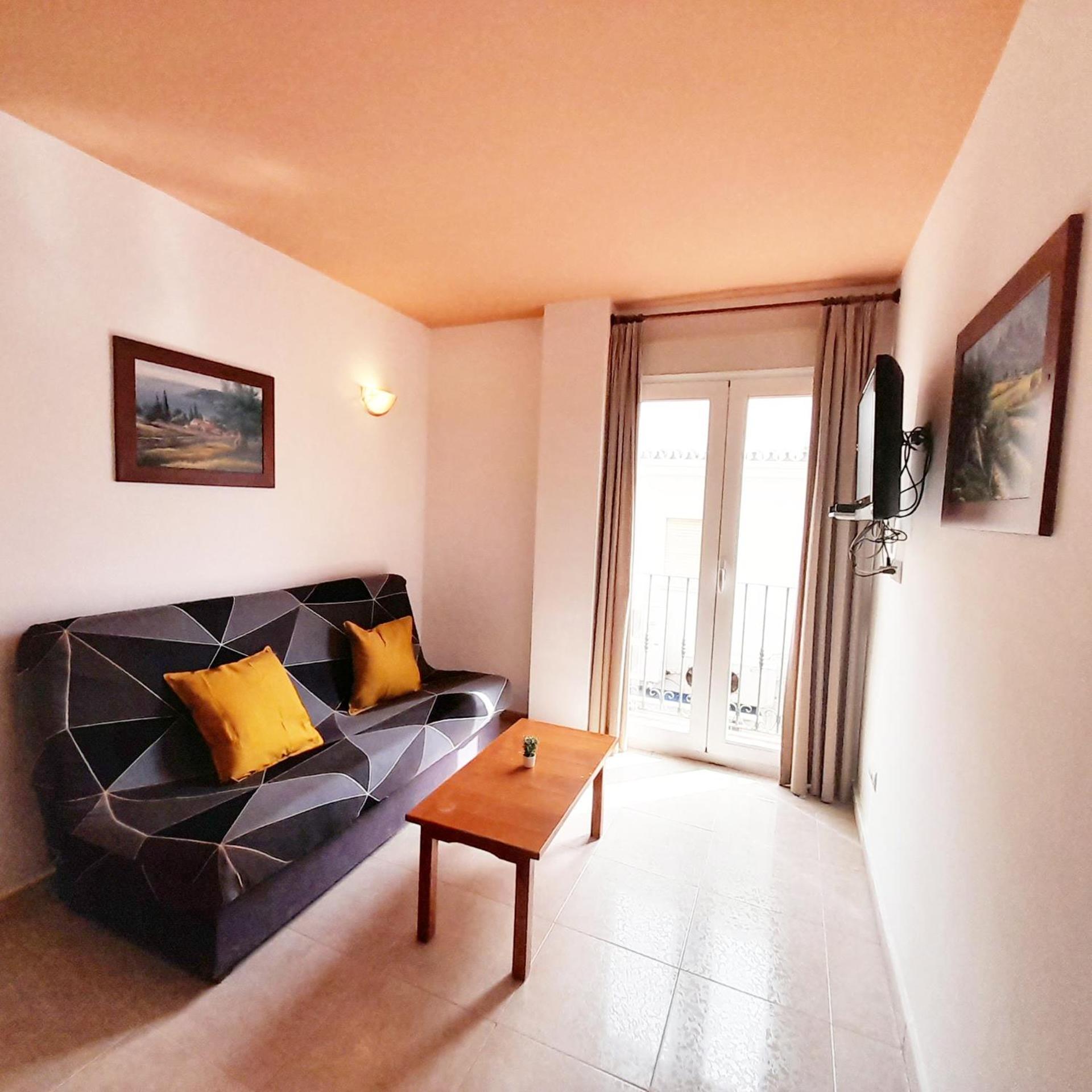 Apartamentos Vicenta Playa Carihuela トレモリノス 部屋 写真