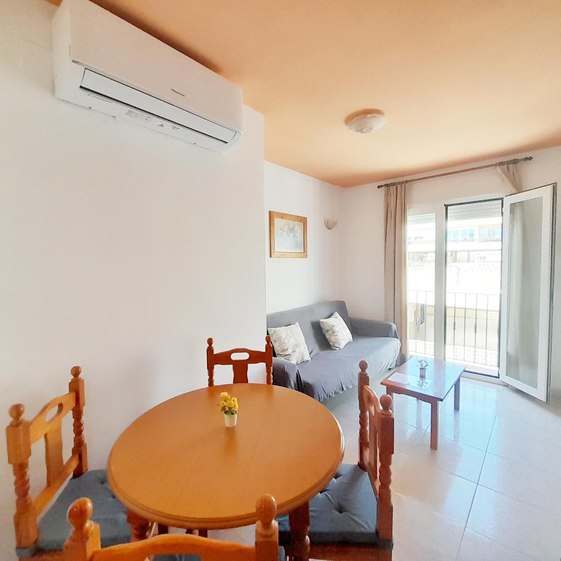 Apartamentos Vicenta Playa Carihuela トレモリノス 部屋 写真